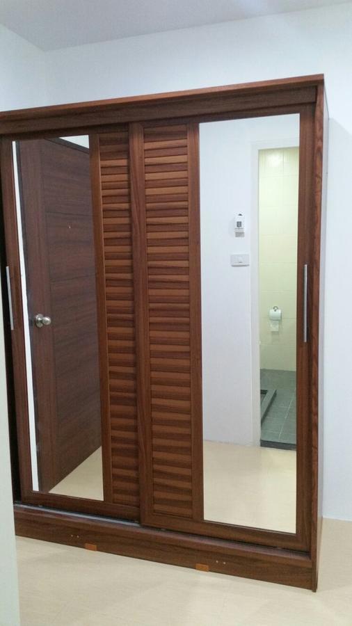 Kontiki Guesthouse Jomtien Beach Exterior photo